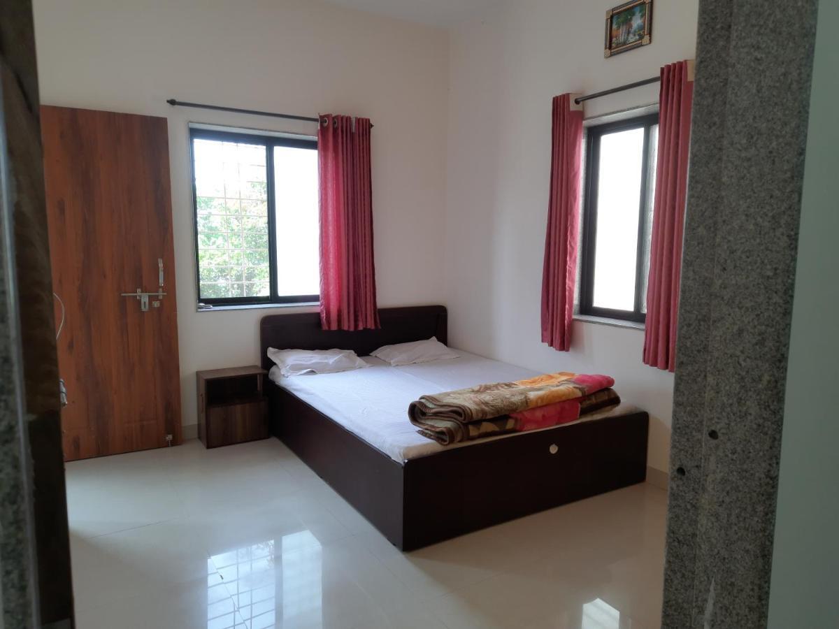 Trimurti Holiday Home بانتشجانى المظهر الخارجي الصورة